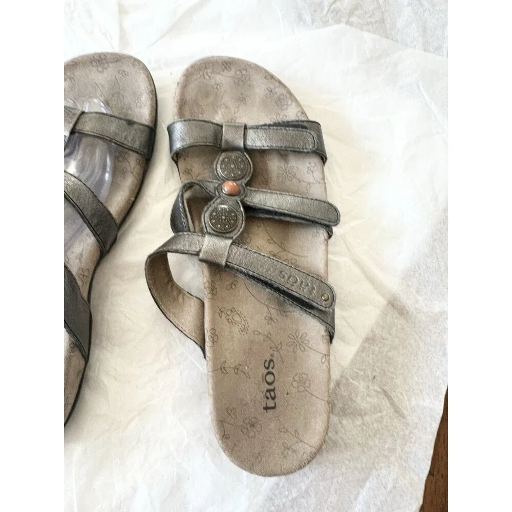 Taos Footwear Metallic Pewter Leather Strappy Slide Sandals